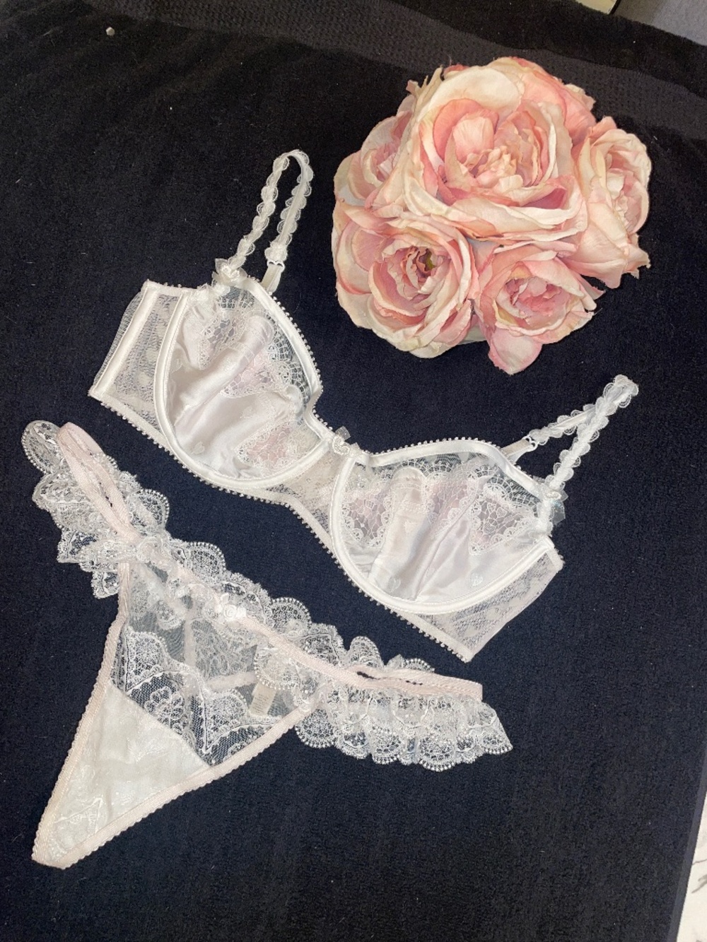 For Love & Lemons Heart Window Bra & Forever Lace Thong L/XL- NEW